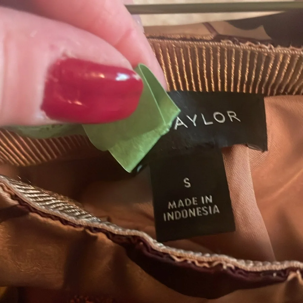 Ann Taylor silky slip skirt - Picture 3 of 6